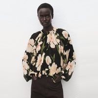 Blusa Floral Semitransparente Mujer