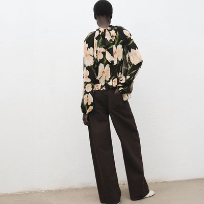 Imagen 2 del producto Blusa Floral Semitransparente Mujer