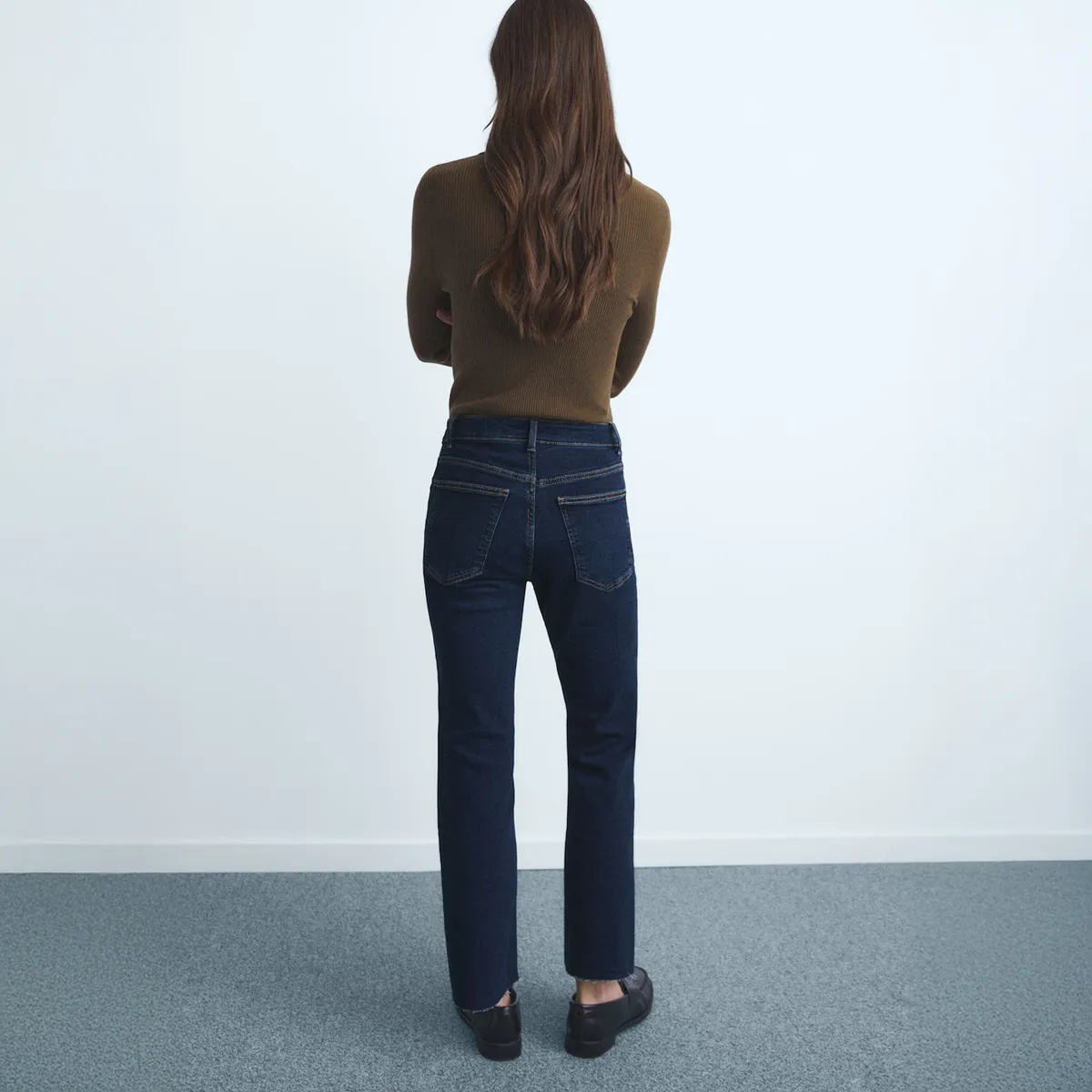 MANGO - Jeans Flare Tiro Medio Mujer Mango