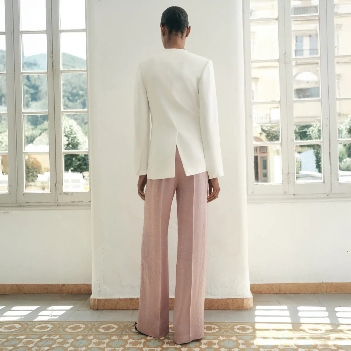 MANGO - Pantalón Satinado Efecto Arrugado Mujer Mango