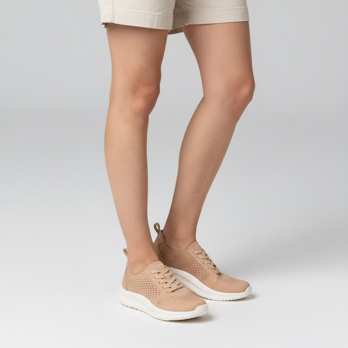 CLARKS - Solevana Style Zapatilla Urbana Mujer Cuero Beige Clarks