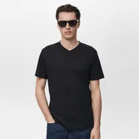 Polera Cuello V Hombre