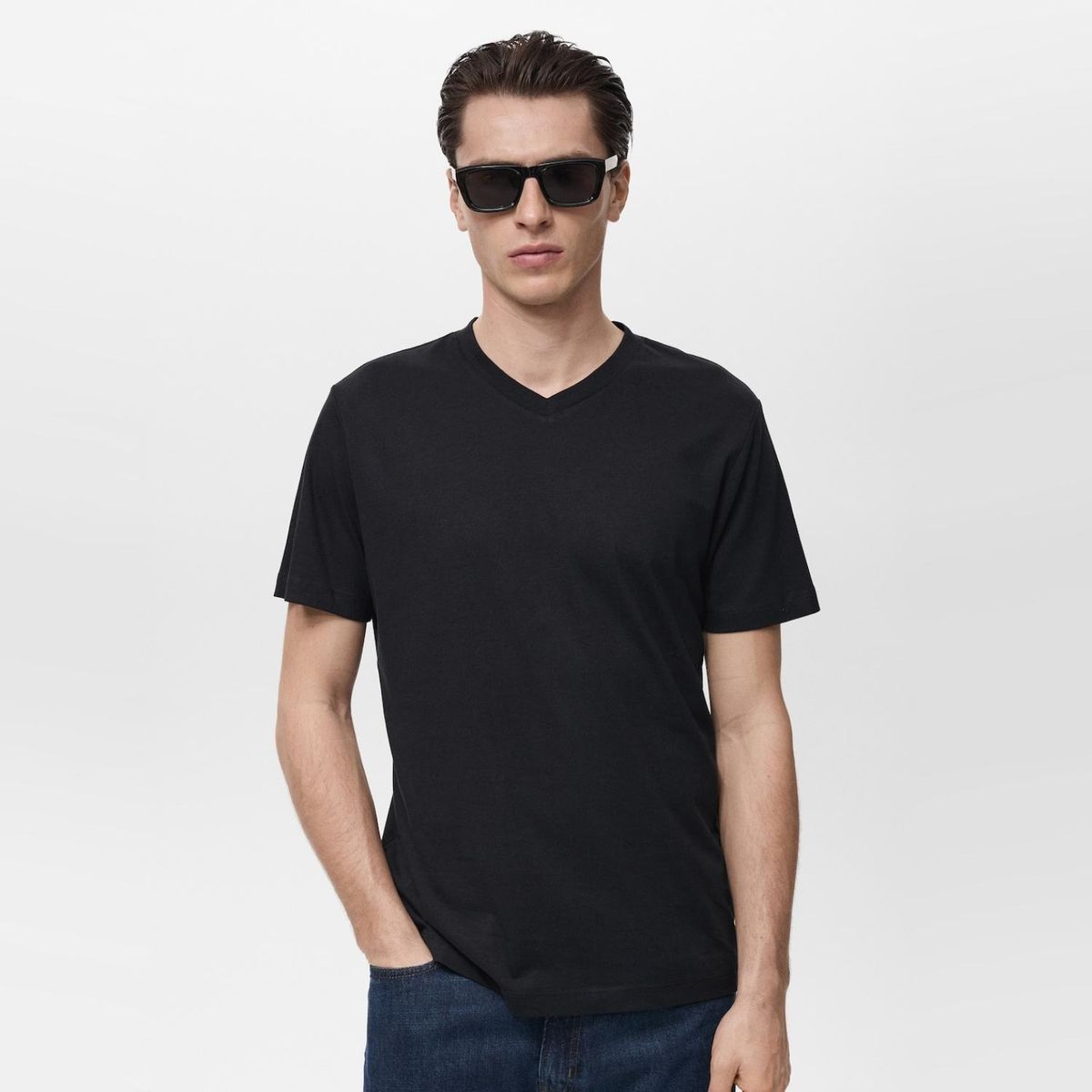 MANGO MAN - Polera Cuello V Hombre Mango Man