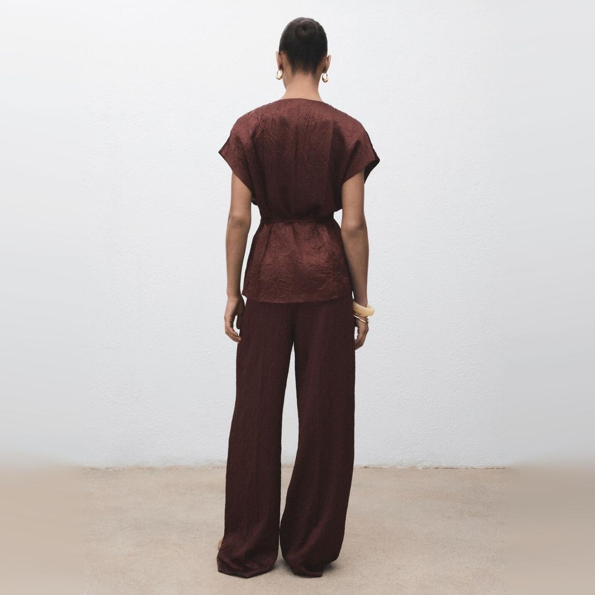 MANGO - Pantalón Recto Efecto Arrugado Mujer Mango