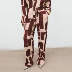 MANGO - Pantalón Fluido Estampado Geométrico Mujer