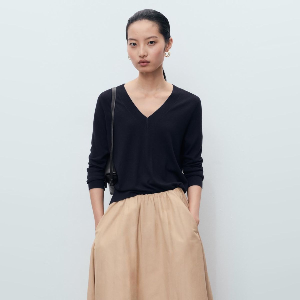 MANGO - Sweater Punto Fino Cuello V Mujer Mango