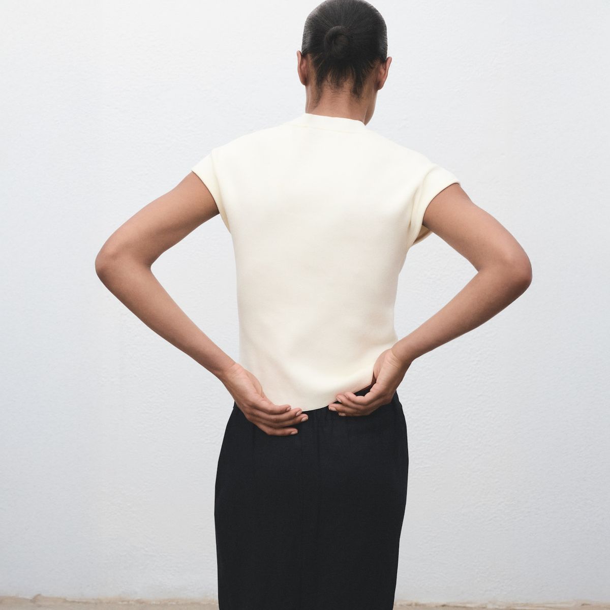 MANGO - Sweater Punto Fino Manga Corta Mujer Mango