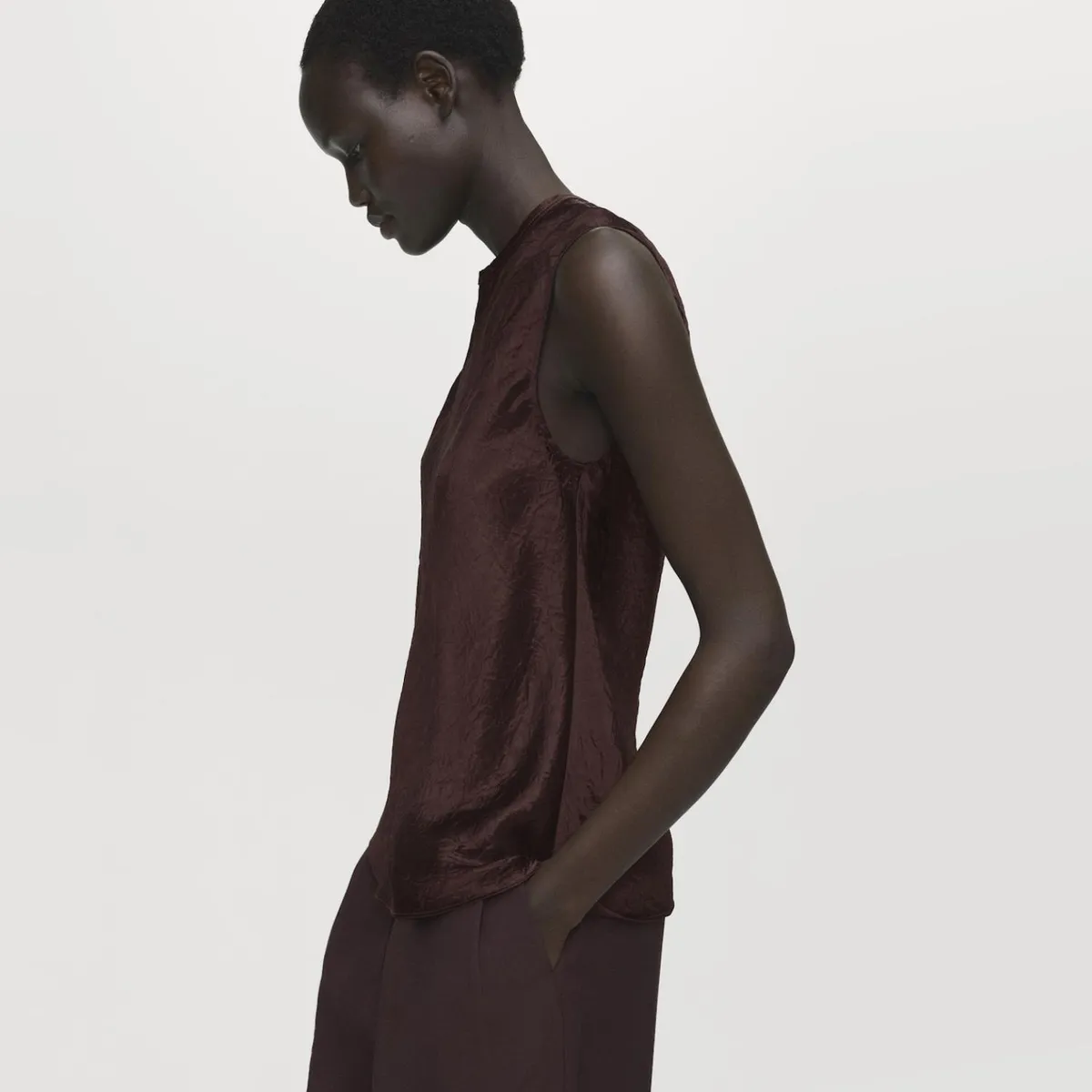 MANGO - Blusa Satinada Efecto Arrugado Mujer Mango