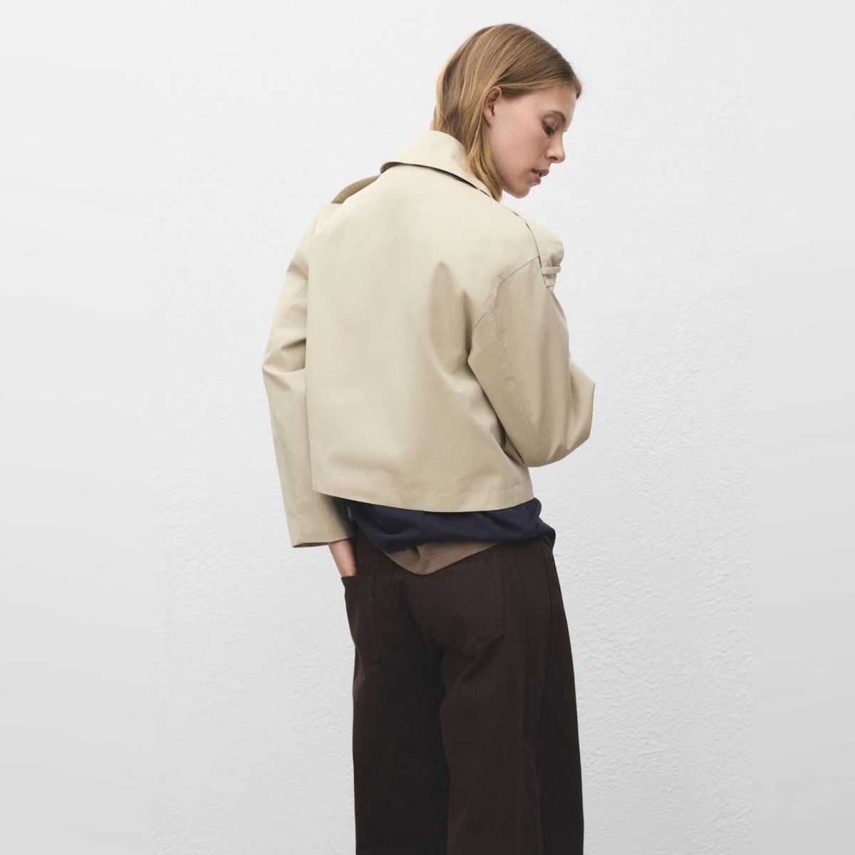 MANGO - Trench Crop Doble Botonadura Mujer Mango