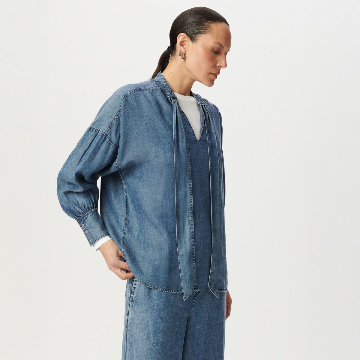 IKKS - Blusa Denim Lazo Cuello Mujer IKKS