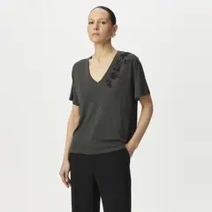 IKKS - Polera Manga Corta Bordado Lentejuelas Mujer