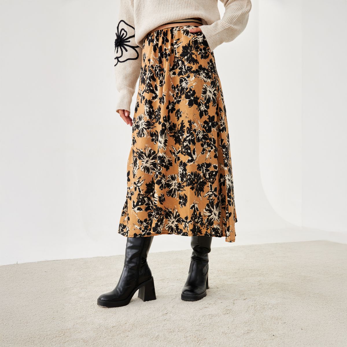 NKN - Falda Midi Estampado Floral Conjunto Mujer Nkn