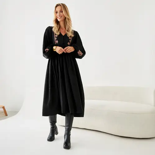 NKN - Vestido Midi Manga Englobada Y Detalles Bordados Mujer