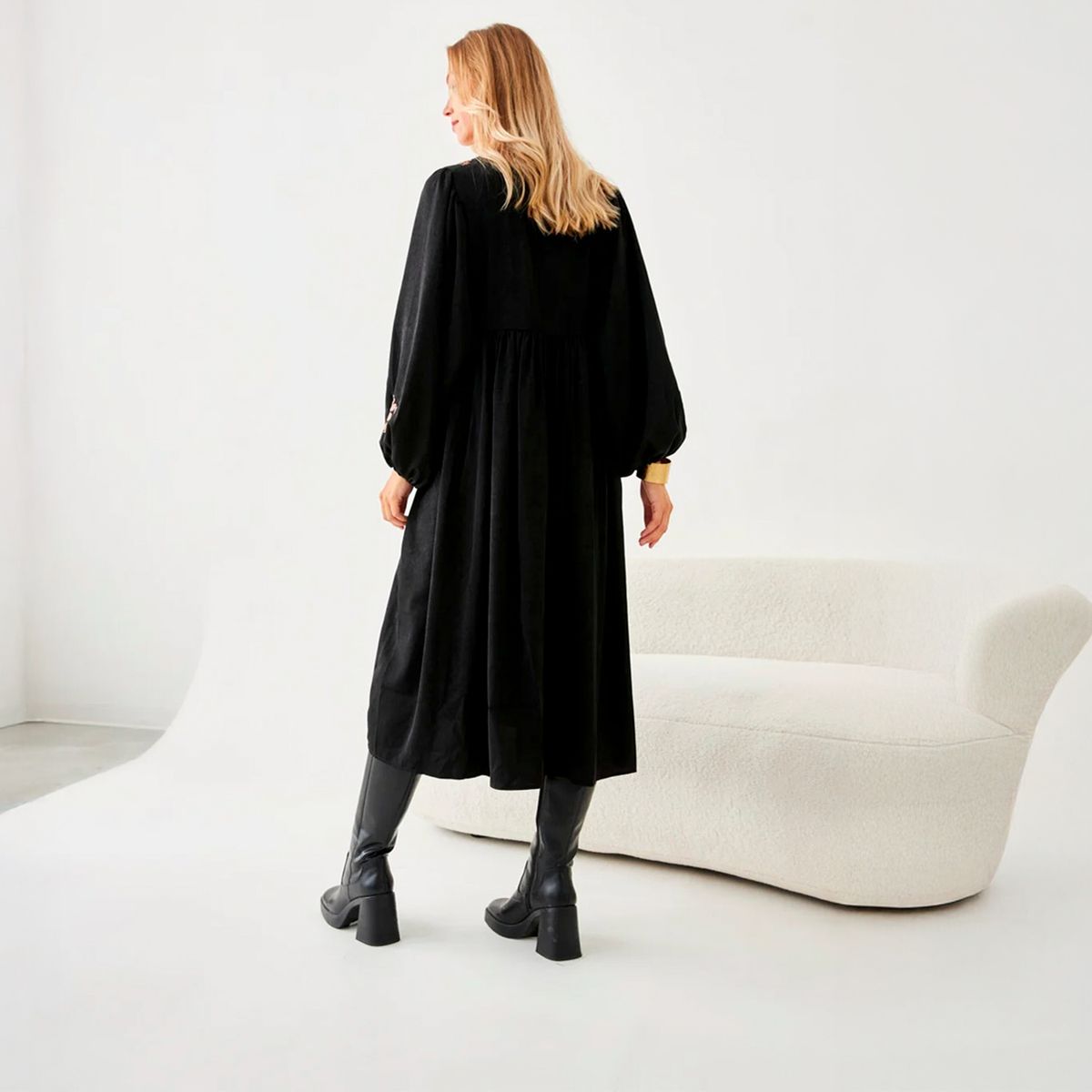 NKN - Vestido Midi Manga Englobada Y Detalles Bordados Mujer Nkn