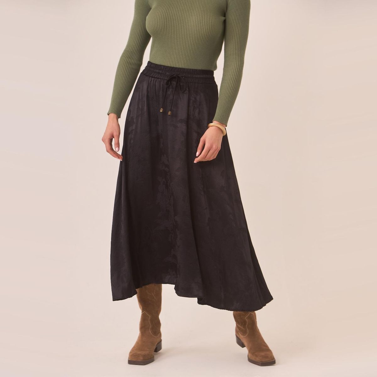 NKN - Falda Midi Lisa Conjunto Mujer Nkn