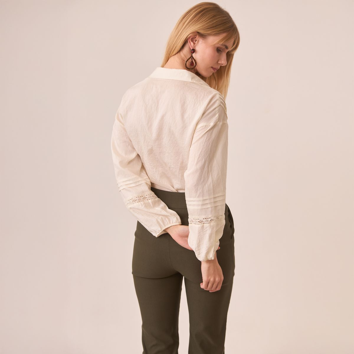 NKN - Blusa con Detalles Calados Mujer Nkn