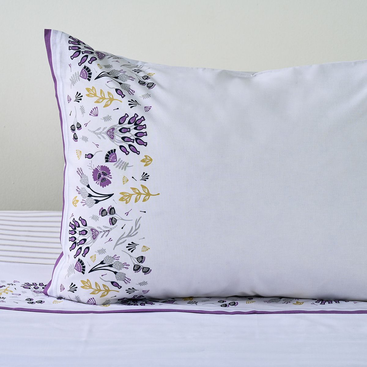 CANNON - Sábana 144 Hilos Adel American Family