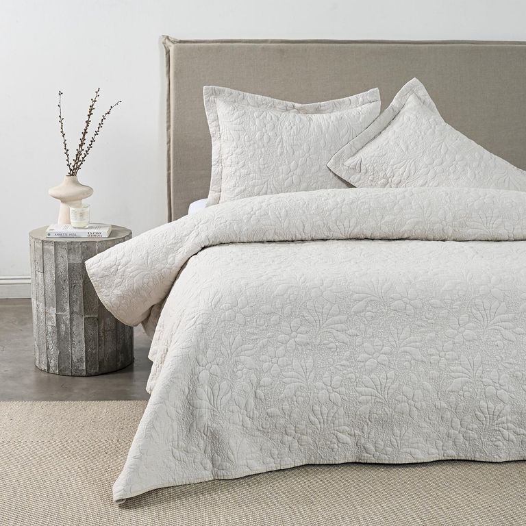 Quilt 2 Plazas Liso Garden Sand