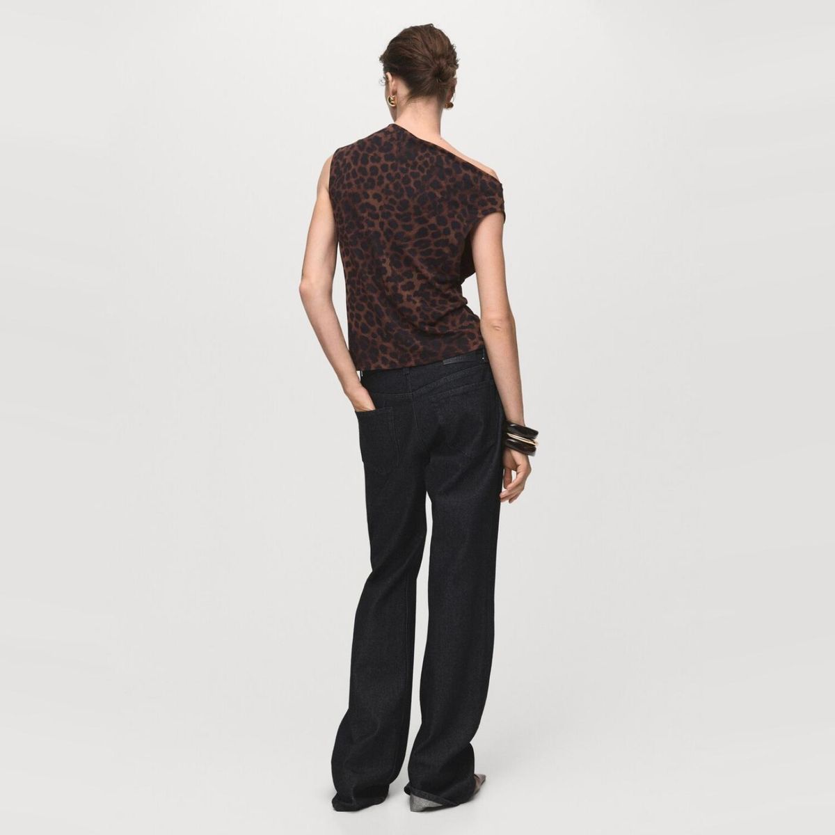 MANGO - Polera Leopardo Cuello Asimétrico Mujer Mango