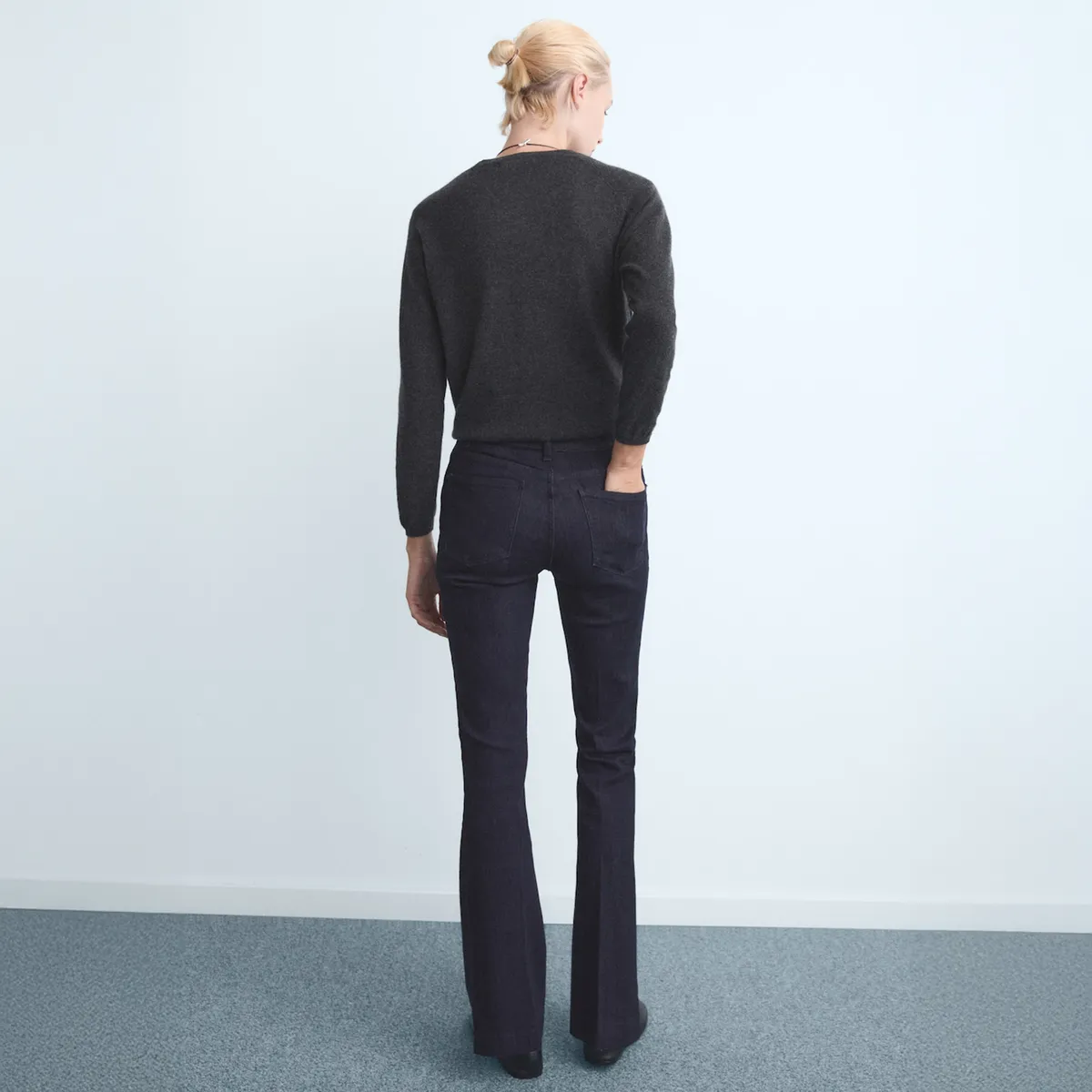 MANGO - Jeans Flare Tiro Medio Mujer Mango