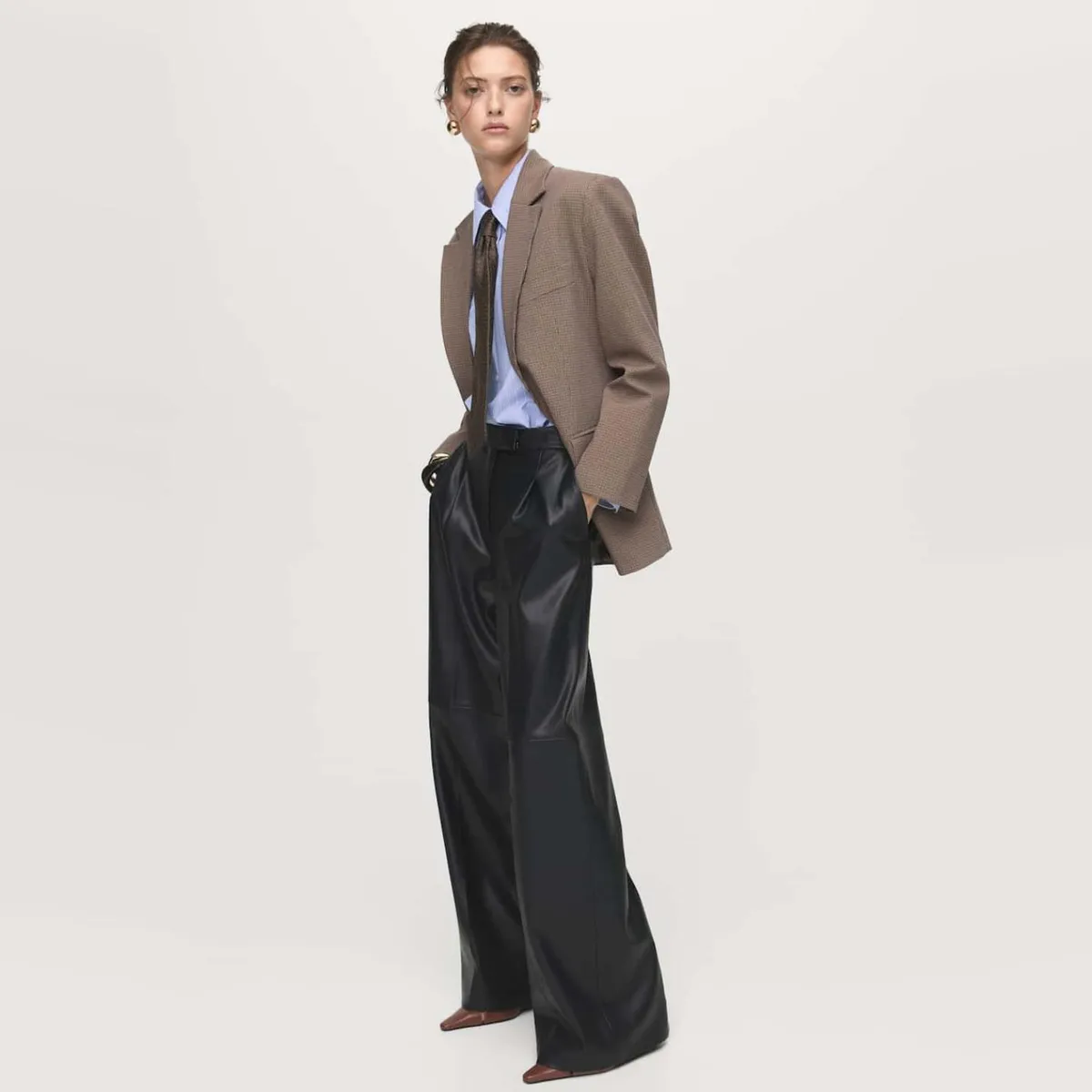 MANGO - Pantalón Wide Leg Efecto Piel Mujer Mango
