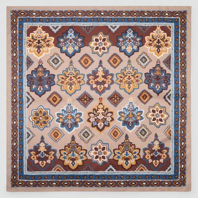 Imagen 2 del producto Pañuelo Satinado Paisley Mujer