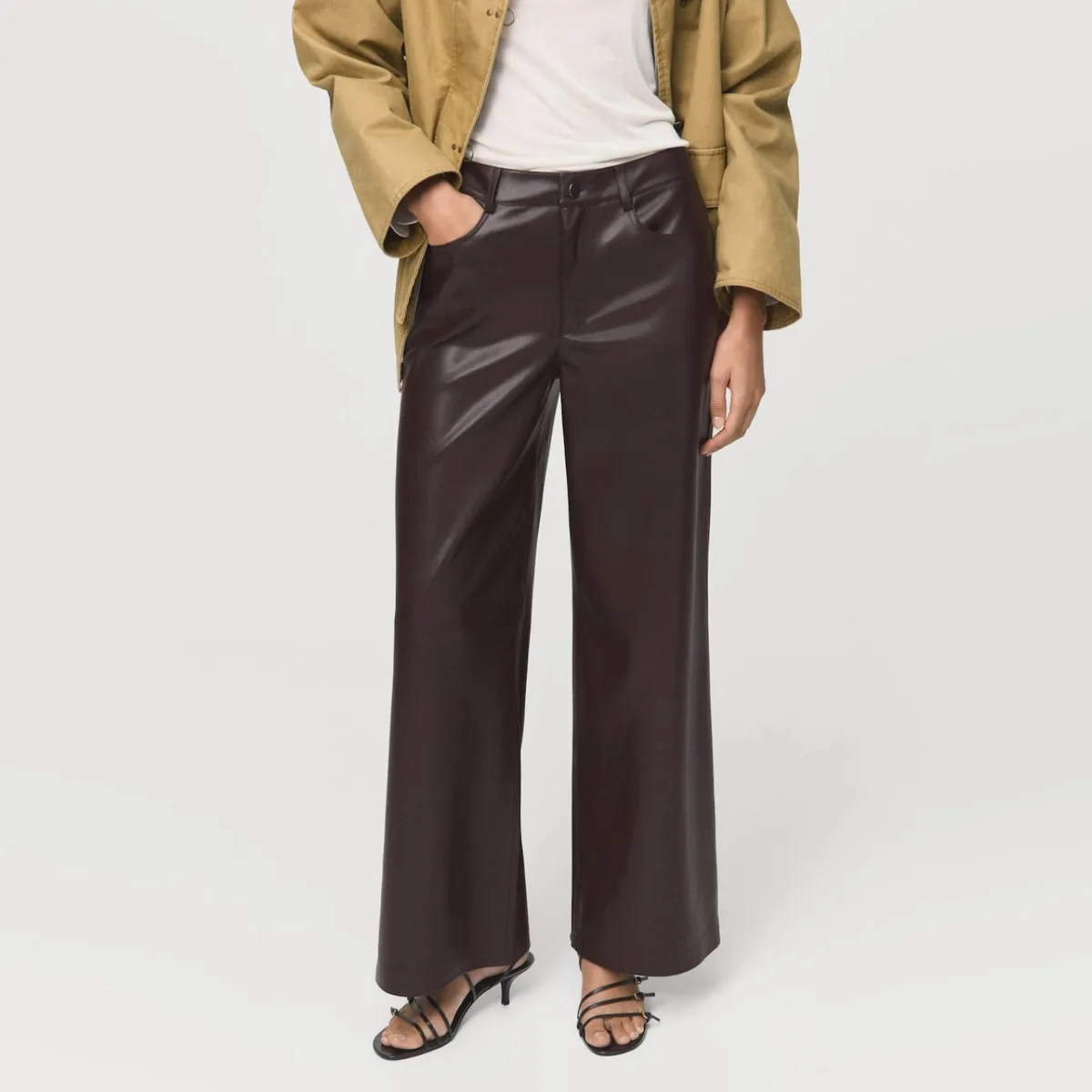 MANGO - Pantalón Recto Efecto Piel Mujer Mango