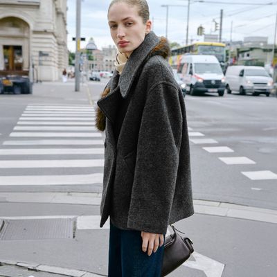 Imagen 2 del producto Abrigo Lana Oversize Maxi Solapas Mujer