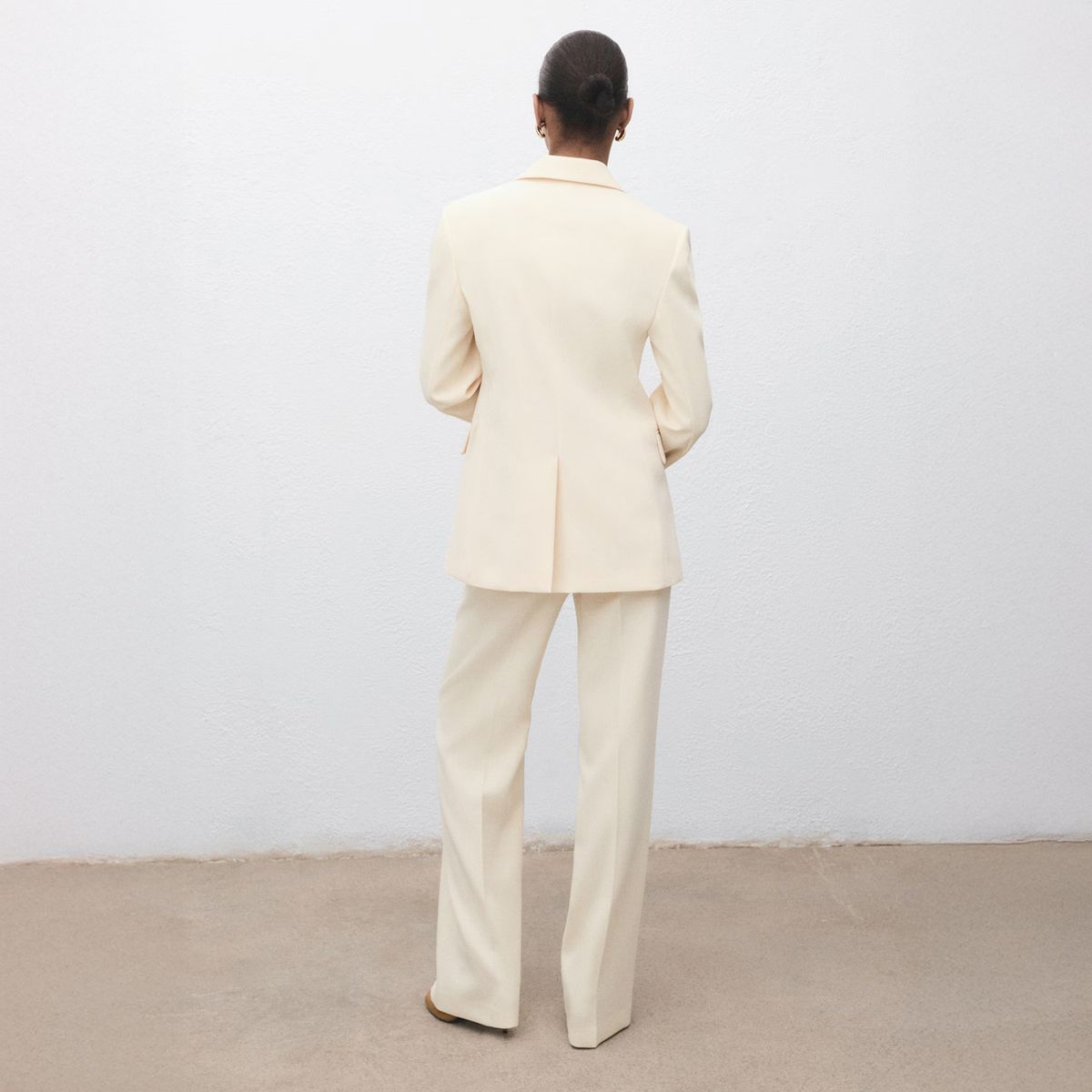 MANGO - Pantalón Recto Traje Tiro Medio Mujer Mango