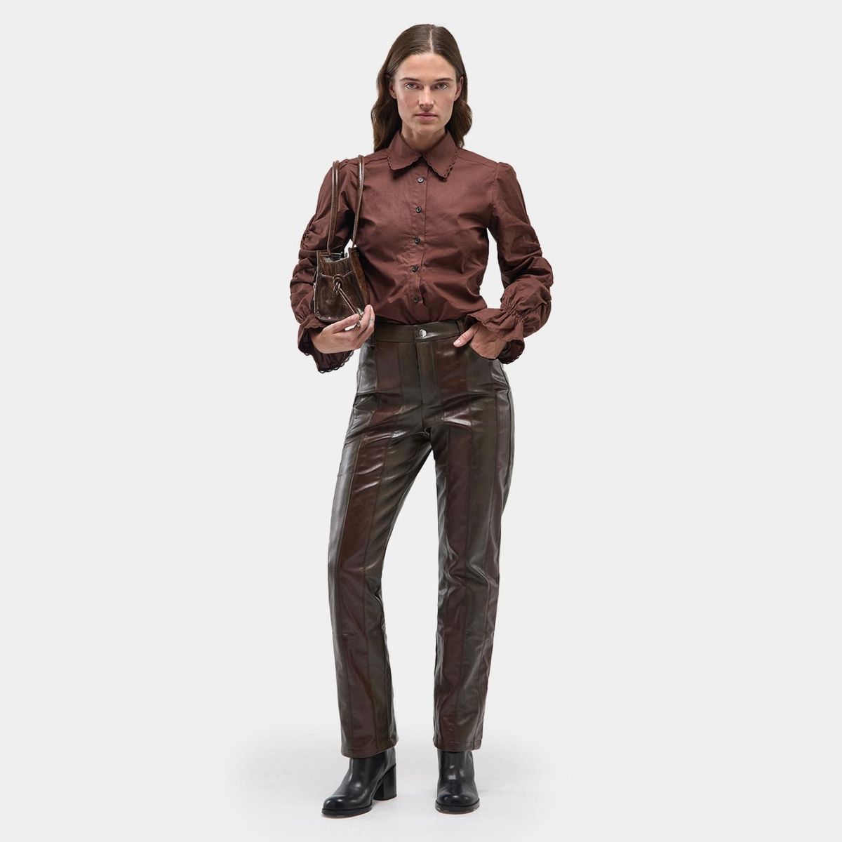 LAAGAM - Pantalón Maia Efecto Piel Rayas Mujer Laagam