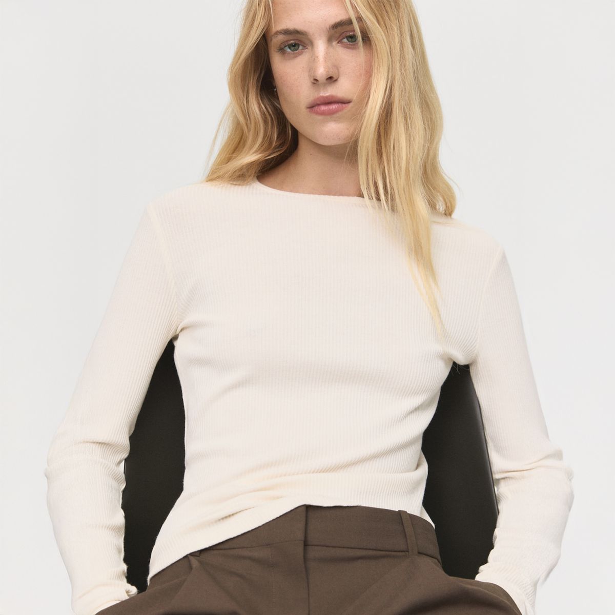 MANGO - Polera Manga Larga Canalé Mujer Mango