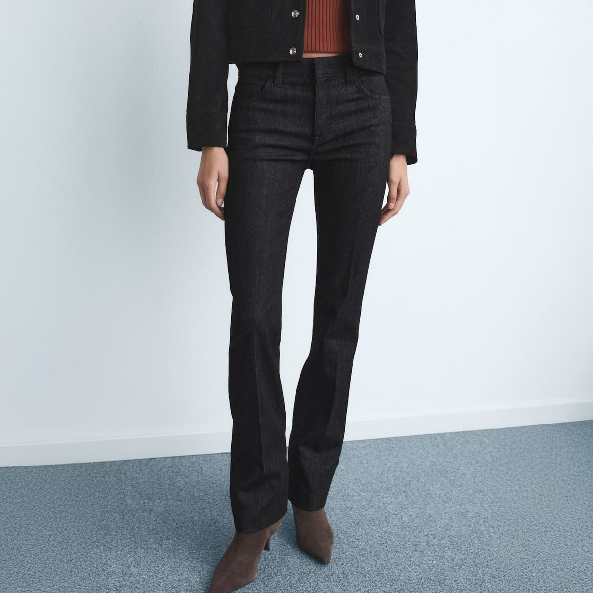 MANGO - Jeans Flare Tiro Medio Mujer Mango