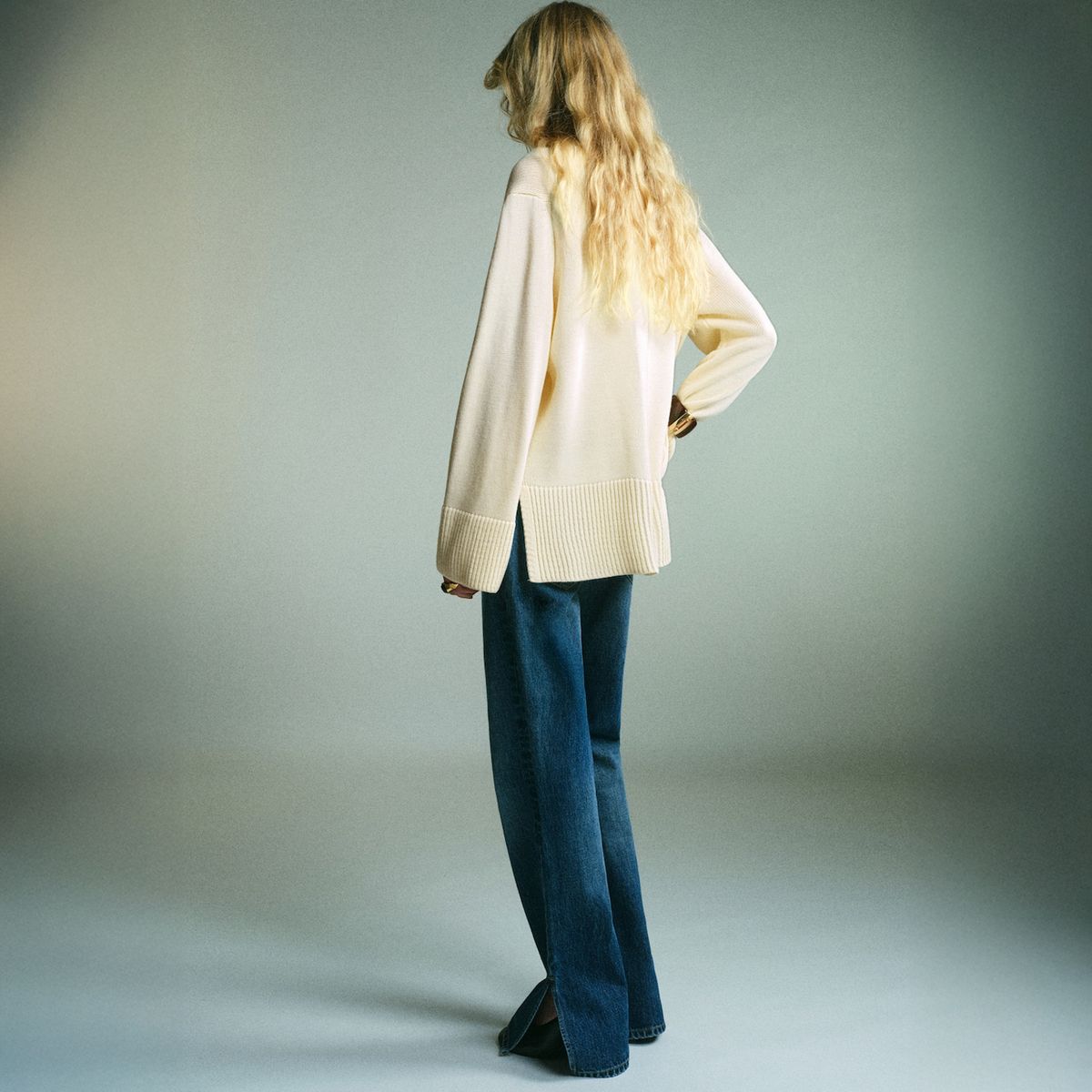 MANGO - Sweater Cuello Vuelto Aberturas Mujer Mango