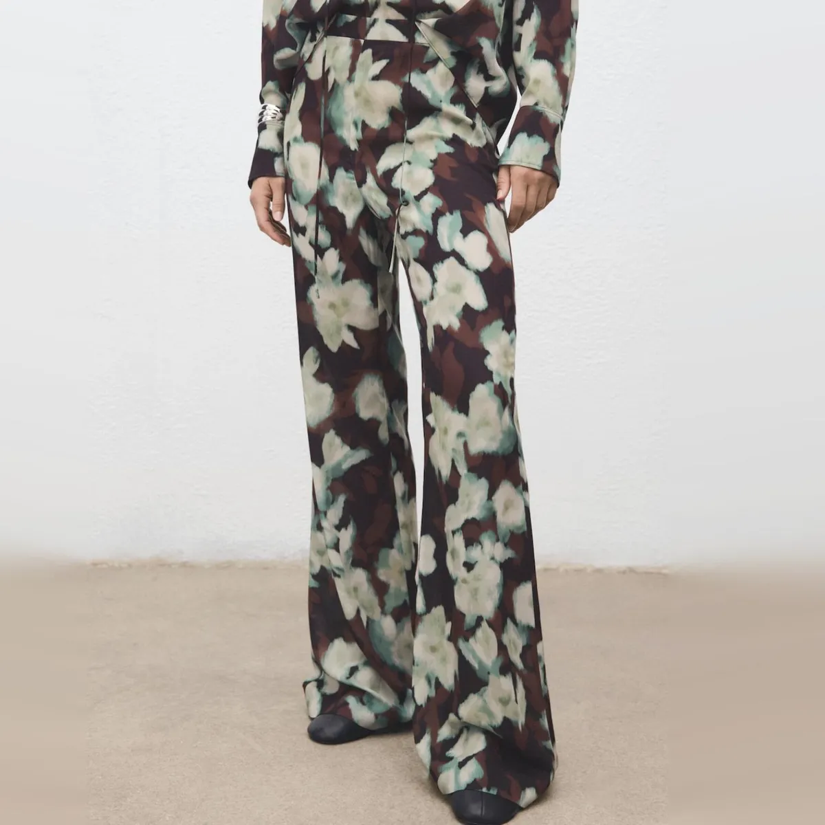 MANGO - Pantalón Flare Estampado Mujer Mango