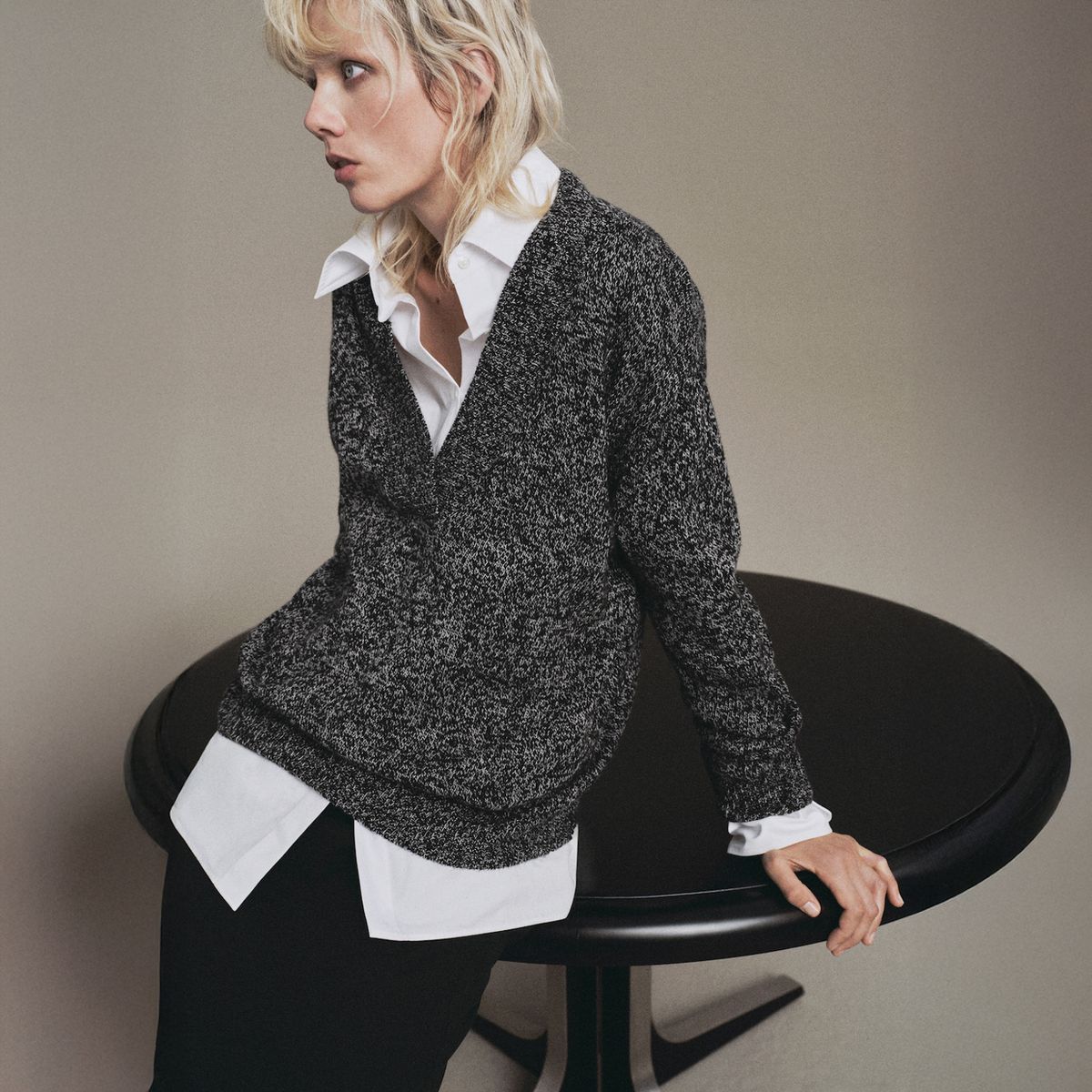 MANGO - Sweater Jaspeado Cuello Pico Mujer Mango