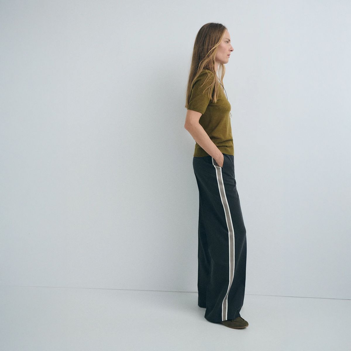 ESEOESE - Pantalón Jogger Raya Lateral Mujer Eseoese