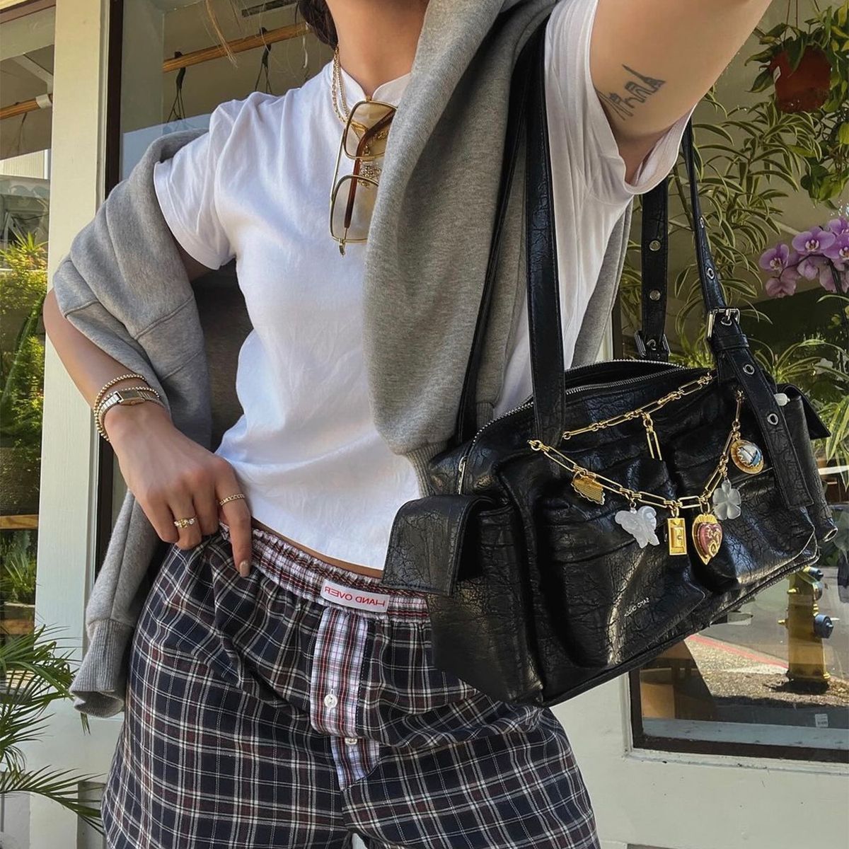 HAND OVER - Short Cuadros Darío Mujer Hand Over