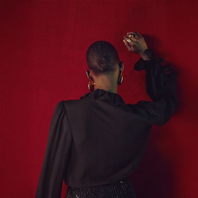 Imagen 2 del producto Blusa Volantes Fular Mujer