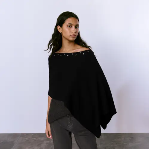 BROWNIE - Capa Tachas Mujer