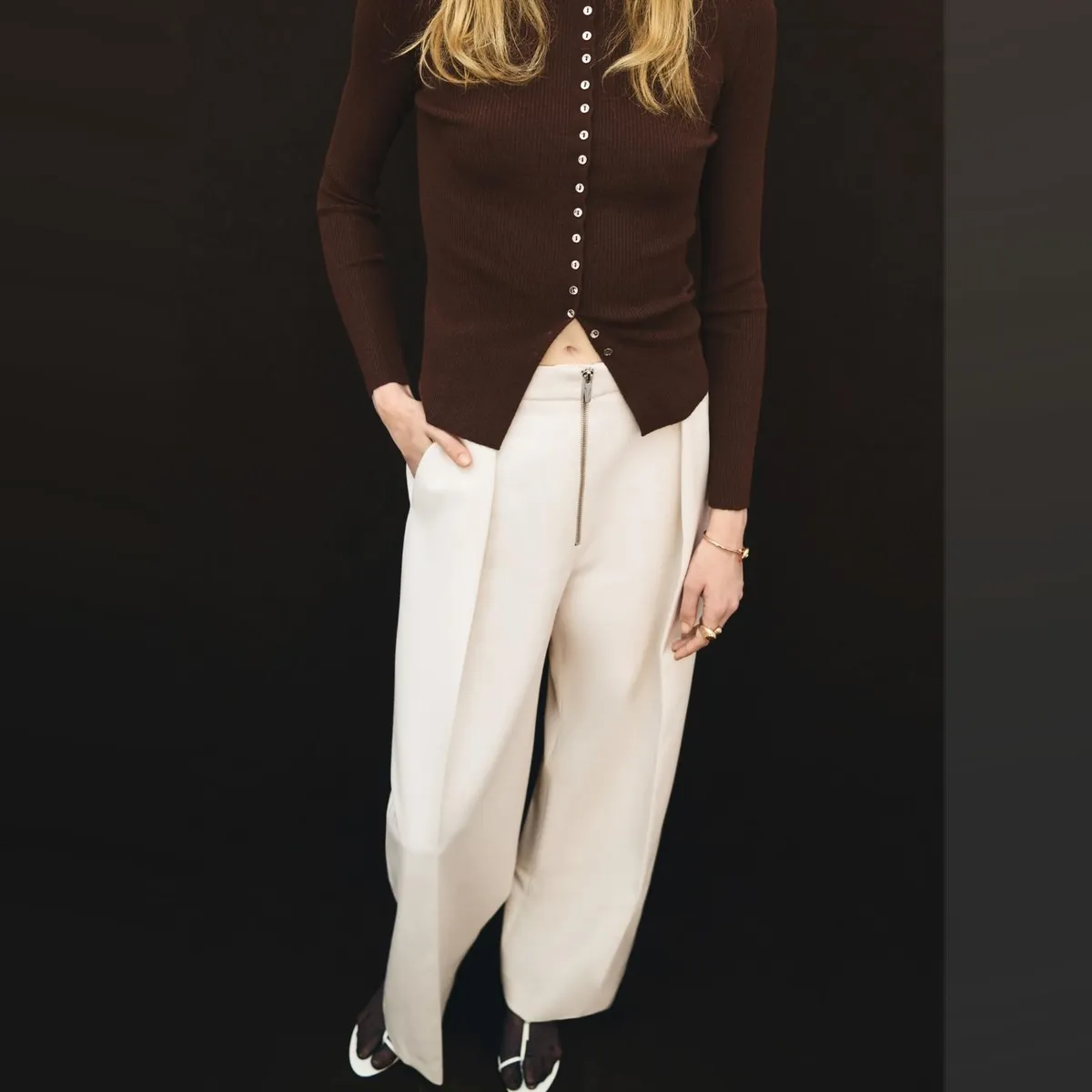 MANGO - Pantalón Pliegues Cremallera Mujer Mango