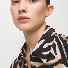 MANGO - Blusa Recta Animal Print Mujer