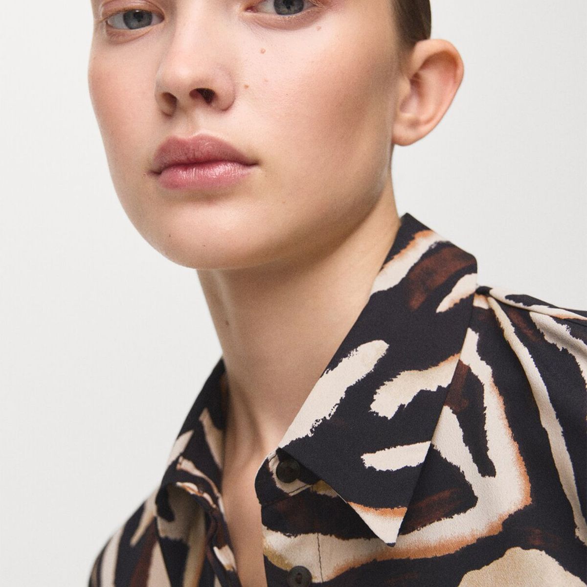 MANGO - Blusa Recta Animal Print Mujer Mango