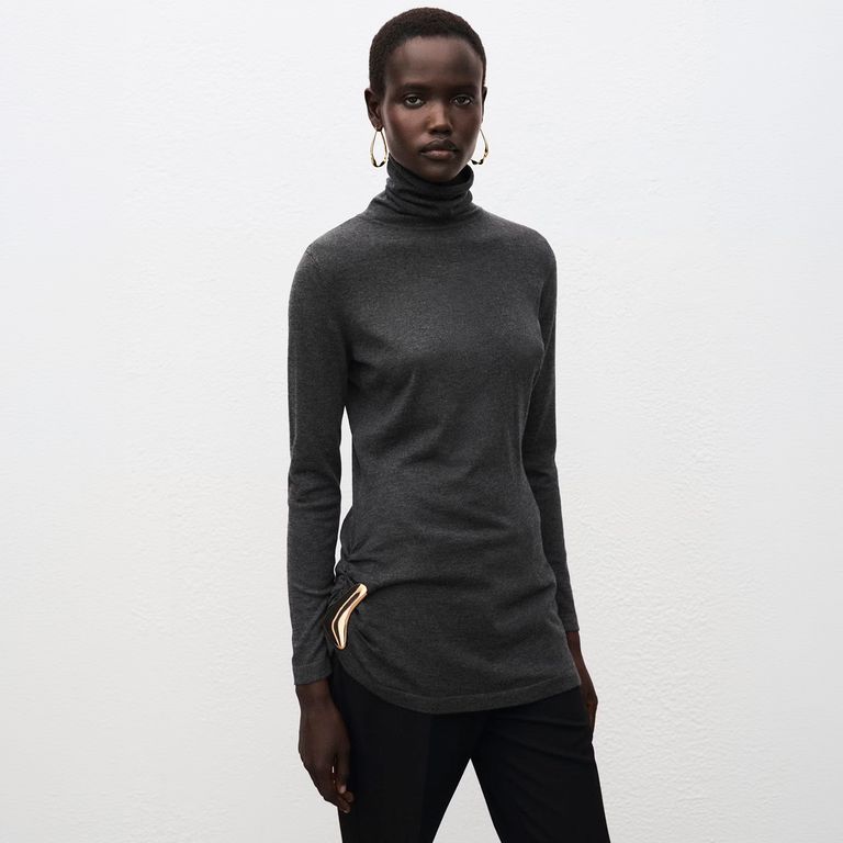 Sweater Cuello Alto Broche Mujer