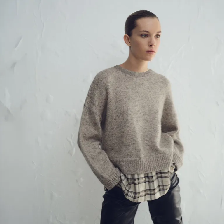 Sweater Combinado Capucha Mujer