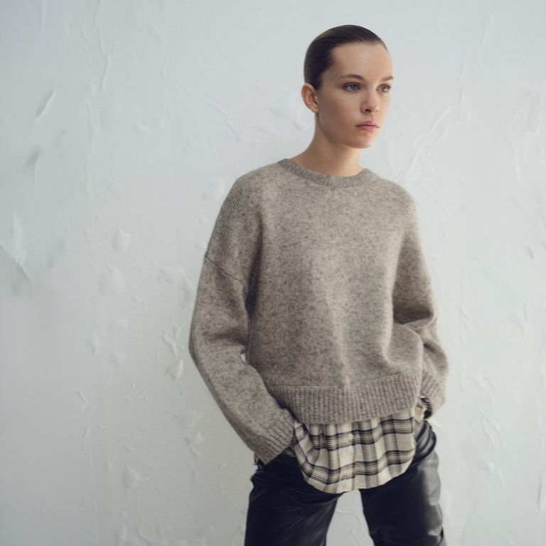Sweater Combinado Capucha Mujer