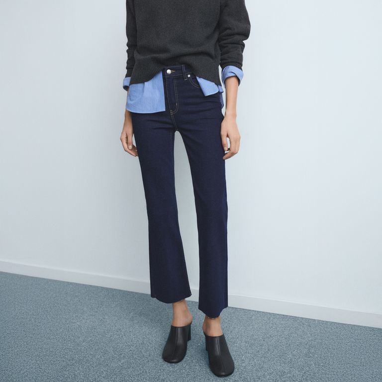 Jeans Sienna Flare Crop Tiro Medio Mujer