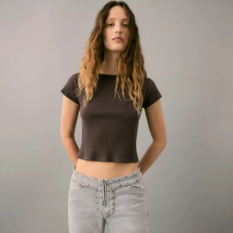 Polera Manga Corta Canalé Mujer