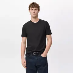 MANGO MAN - Polera 100% Algodón Cuello Pico Slim Fit Hombre