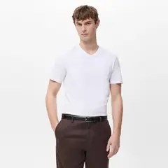 MANGO MAN - Polera 100% Algodón Cuello Pico Slim Fit Hombre