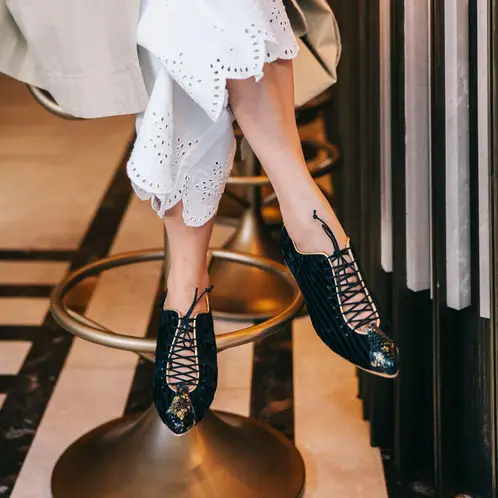 DE FLORES Y FLOREROS - Zapato Python Suecia Dorado Cuero